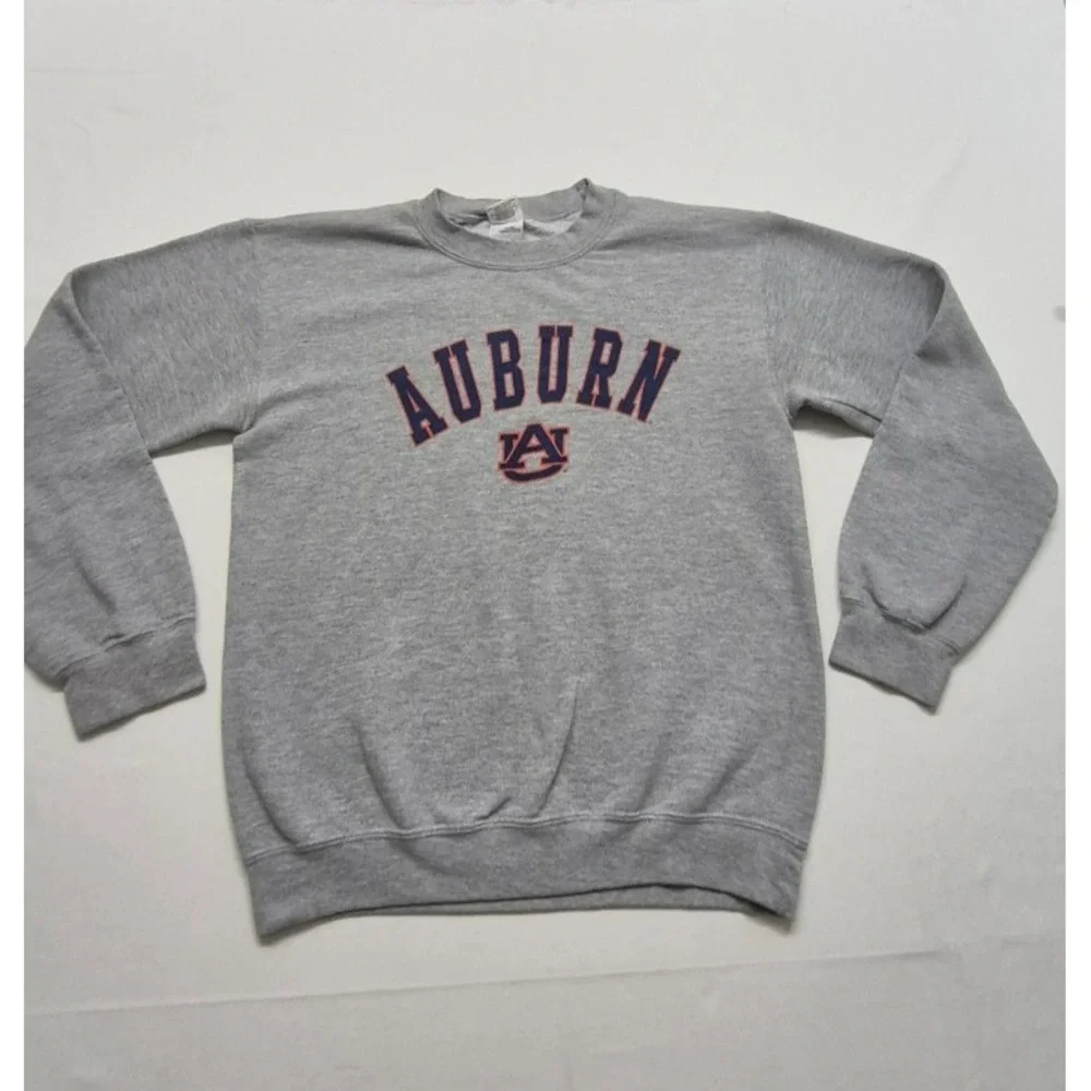 Auburn Tigers men's gray school‎ logo game day crew neck sweatshirt sz. S sports